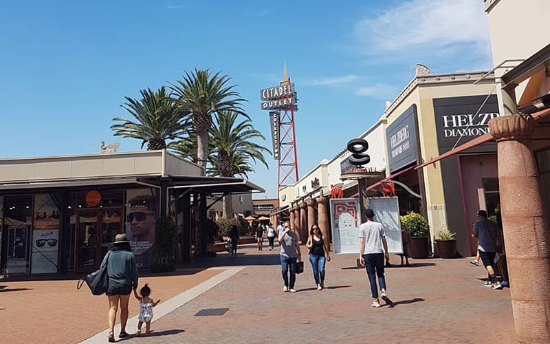 Outlet Los Angeles 